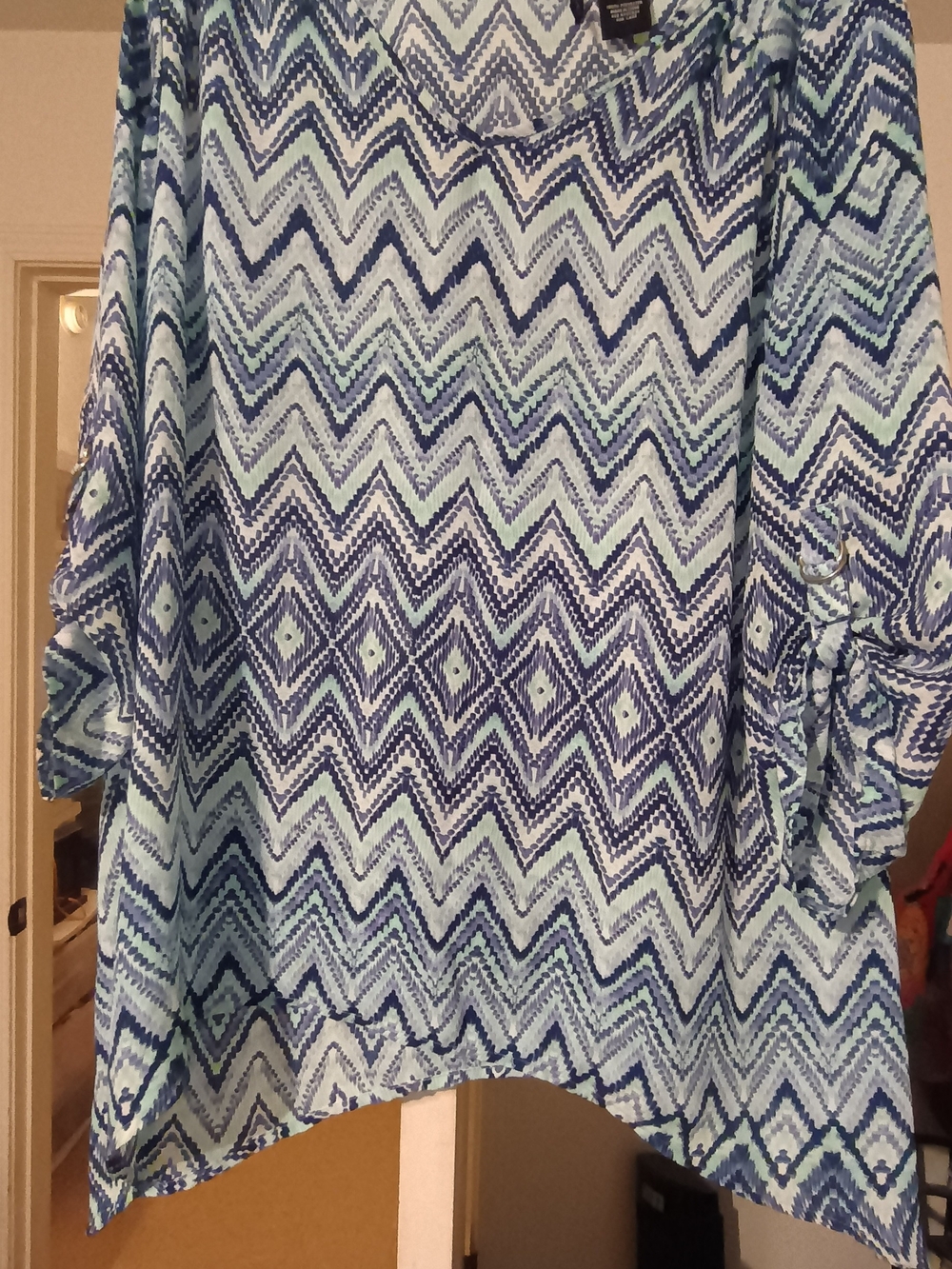 New Directions Women’s XL Blue Geometric Chevron Tunic Blouse